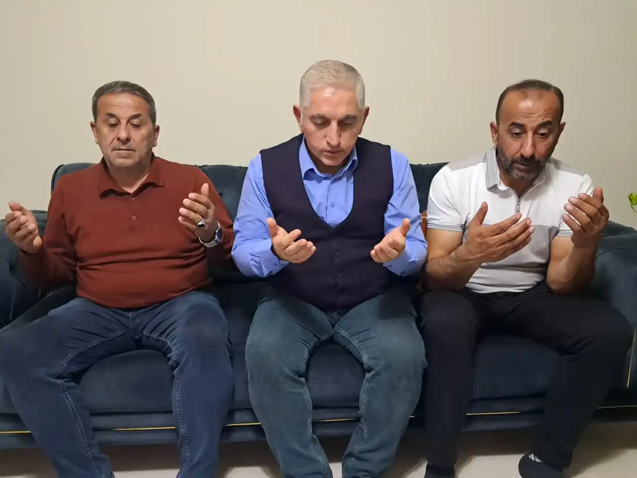 Adıyaman'a Uğurladığı Ailesinden Geriye Sadece Fotoğraflar Kaldı 2